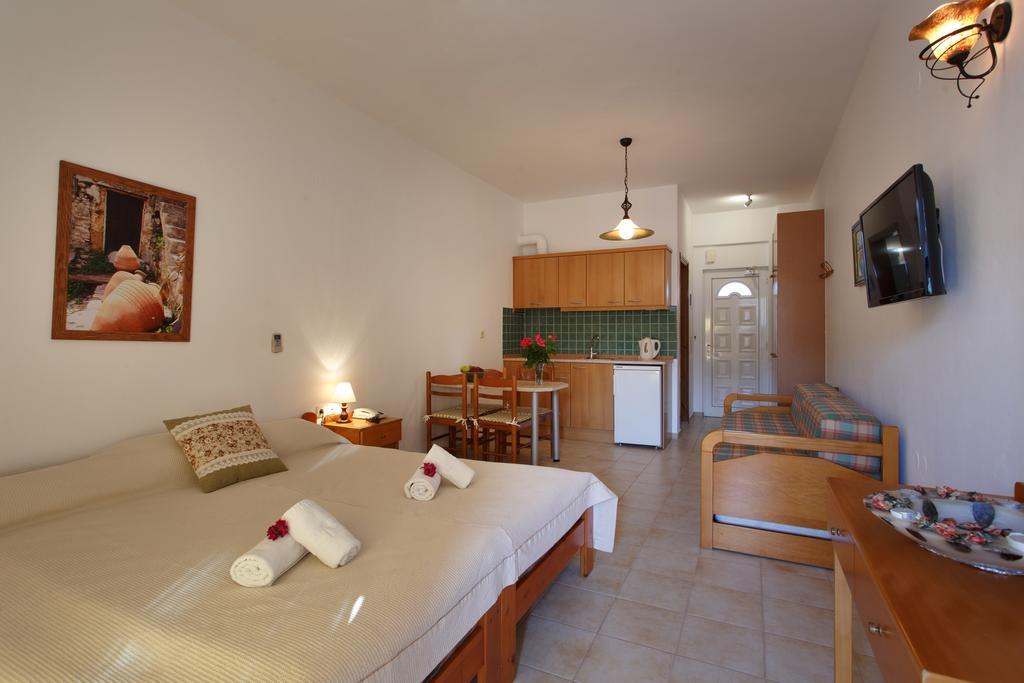 Morpheas Apartments بلاكاس الغرفة الصورة
